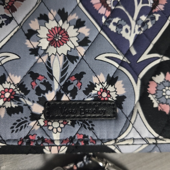 NWT Vera Bradley ~"Ornate Blooms" ~  Paisley RFID Crossbody Wallet Wristlet - Picture 2 of 8